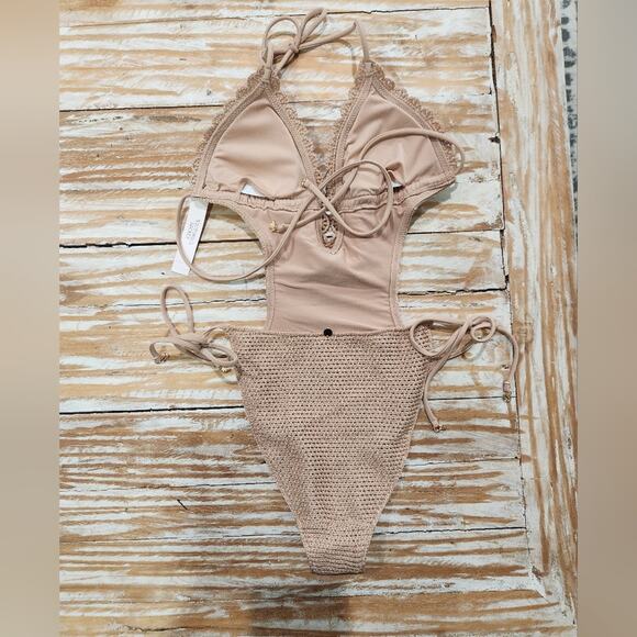 NWT Victoria’s Secret Crochet Monokini One Piece Swimsuit Toasted Sugar XS - Picture 7 of 8